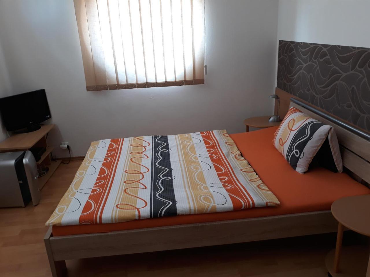 Vv Penzion Брно Экстерьер фото